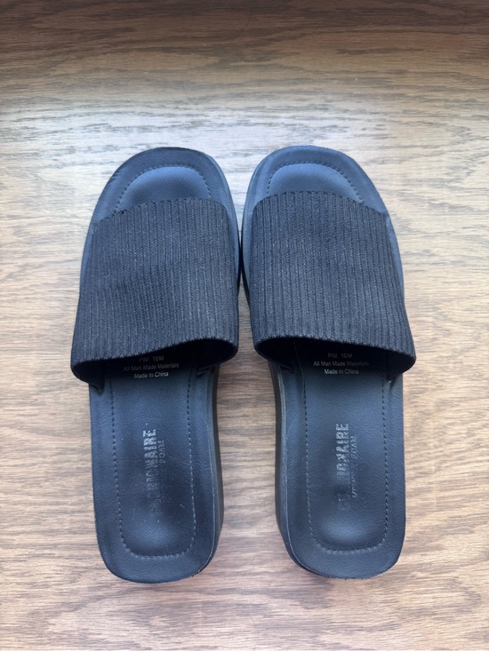 Cushionaire Shoes - Cushionaire Pim Knit Platfrom Sandal Black